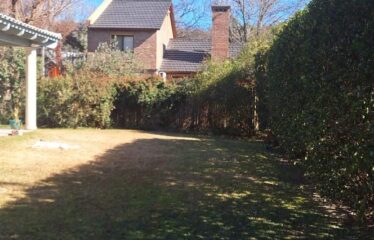 Casa en Barrio Privado GER