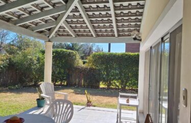 Casa en Barrio Privado GER