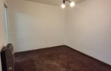 Alvear 858 PB  «F»