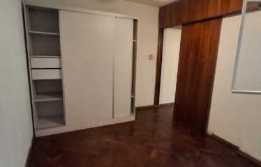 Alvear 858 PB  «F»